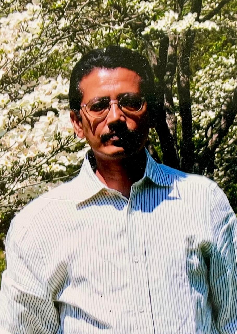 গুহ ৪৯ বছর বয়সে